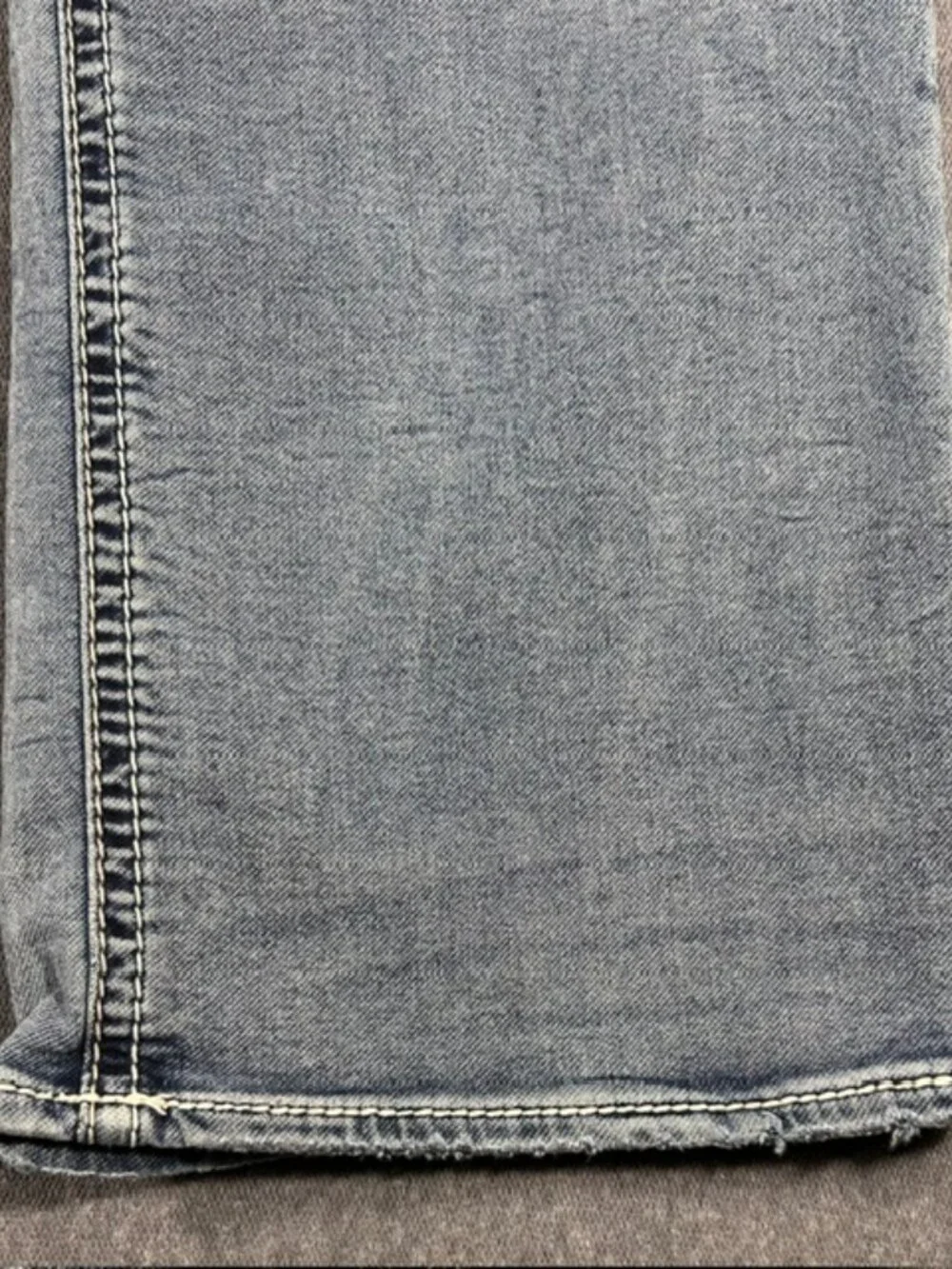 Silver Zac Jeans Mens Sz 40x30 Light Wash Blue Relaxed Fit Heavy Stitch
